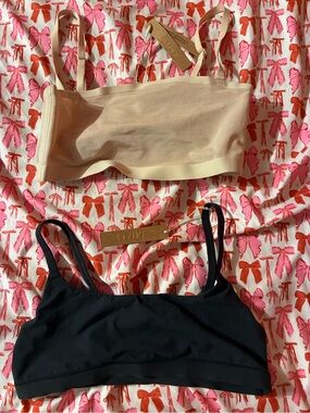 Skims Bralette Size Small Bundle